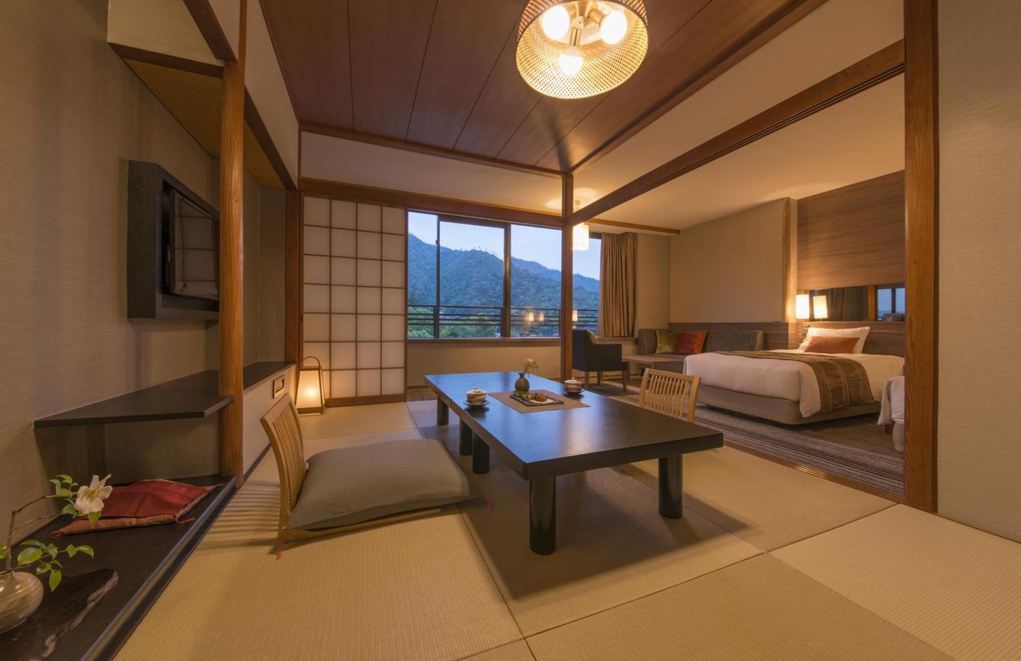 Miyajima Grand Hotel Arimoto Hatsukaichi Esterno foto