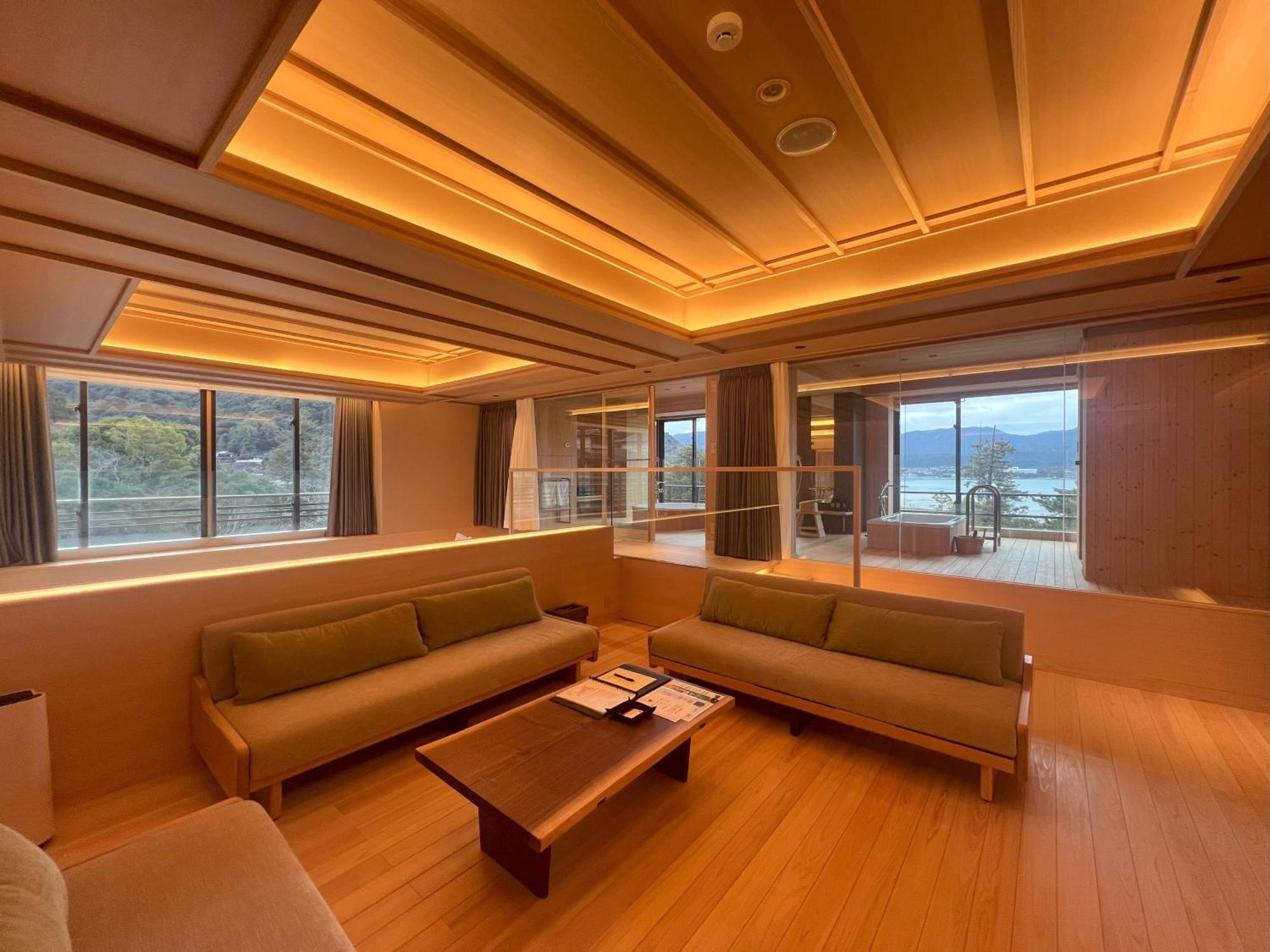 Miyajima Grand Hotel Arimoto Hatsukaichi Esterno foto